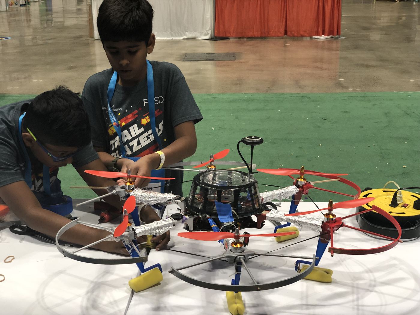 Vivaan: Trailblazers DI "On Target" (2018-19 Season) Vivaan of Trailblazers DI: the taxi-to-limousine transformation and technical builds, "On Target" Technical Challenge (2018-19 Season), photo 6 of 6
