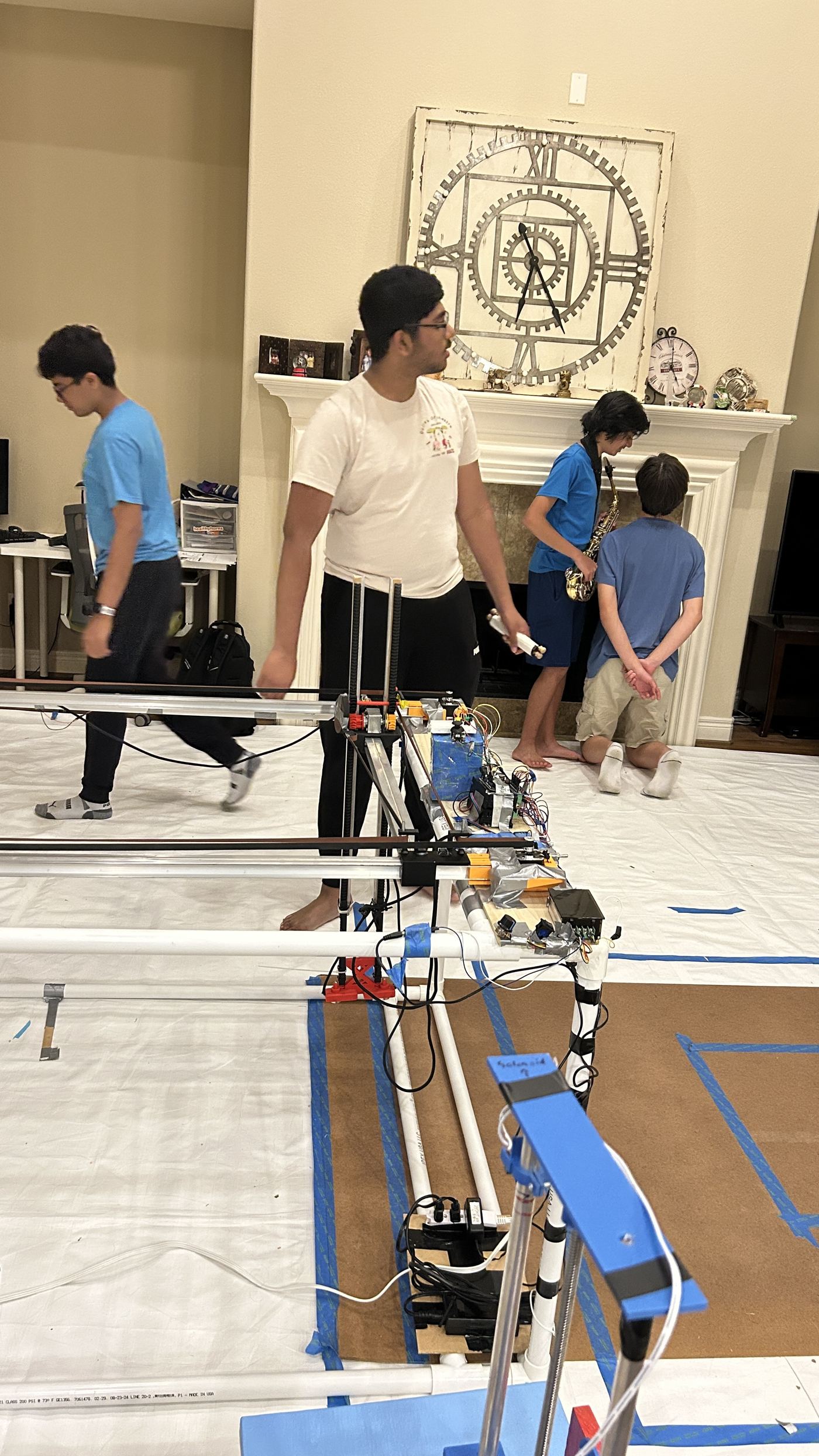 Vivaan: Trailblazers DI "Breaking Point" (2024-25 Season) Vivaan of Trailblazers DI: the taxi-to-limousine transformation and technical builds, "Breaking Point" Technical Challenge (2024-25 Season), photo 11 of 14