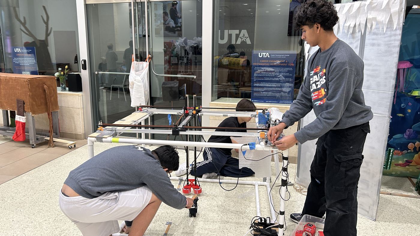 Vivaan: Trailblazers DI "Breaking Point" (2024-25 Season) Vivaan of Trailblazers DI: the taxi-to-limousine transformation and technical builds, "Breaking Point" Technical Challenge (2024-25 Season), photo 12 of 14